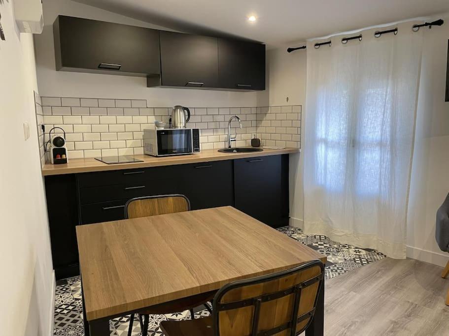 Le Moulin 2 - Appartement Arenes Romaines- Beziers Gare - Wifi- Tv Connecte Eksteriør billede